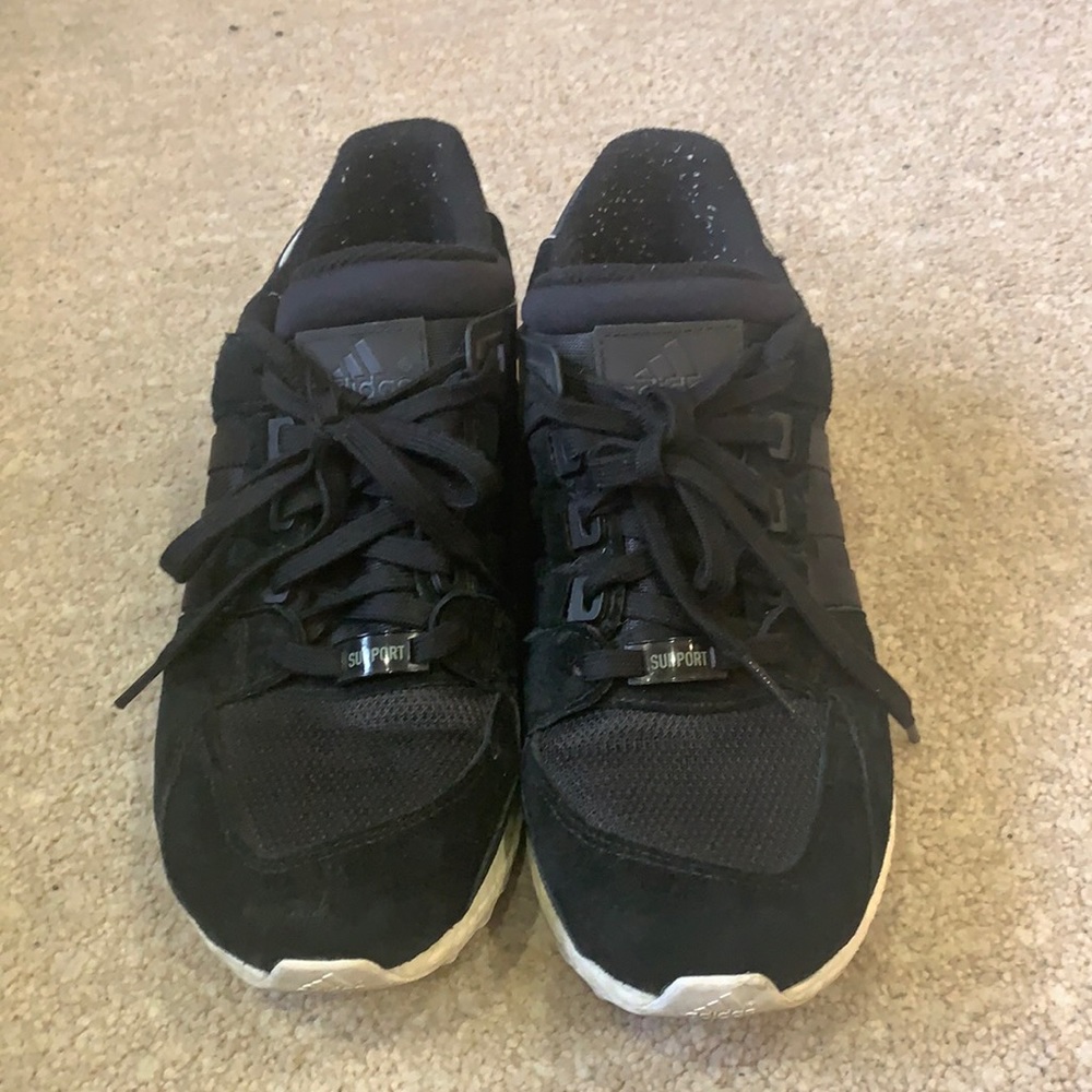 💛Host Pick💛 Adidas with boost technology. Size 9 1/2